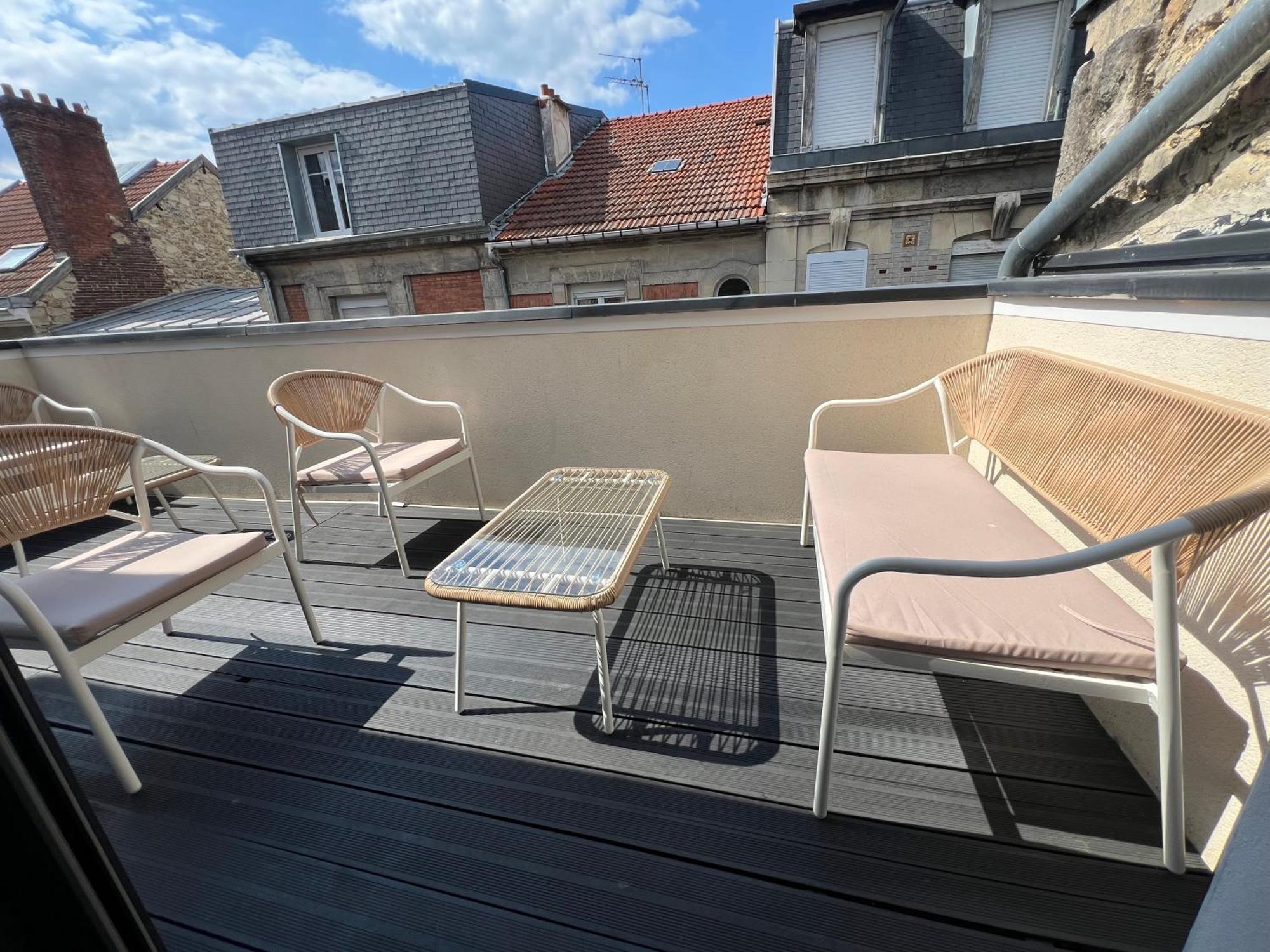 Mm Suites Town House Terrasse Reims Extérieur photo